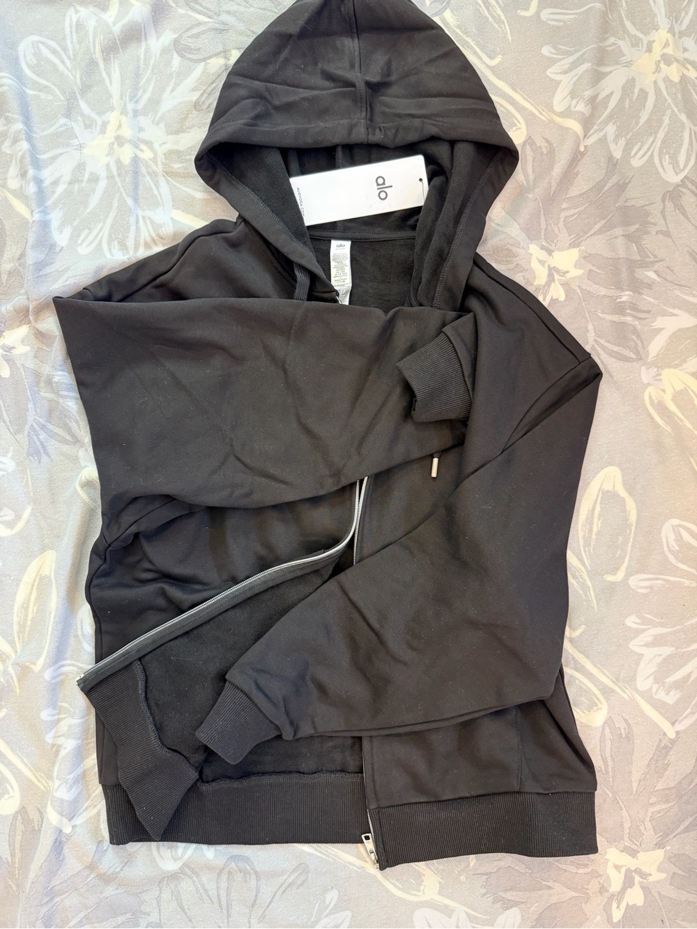 zip up hoodie - Picture 4 of 6